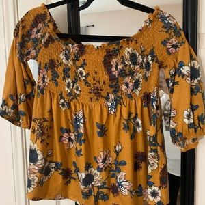 Off the shoulder top WORN 1time